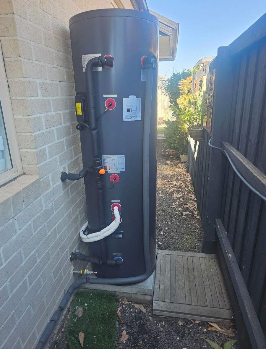 Heat pump hot water installation for Ahmed S.